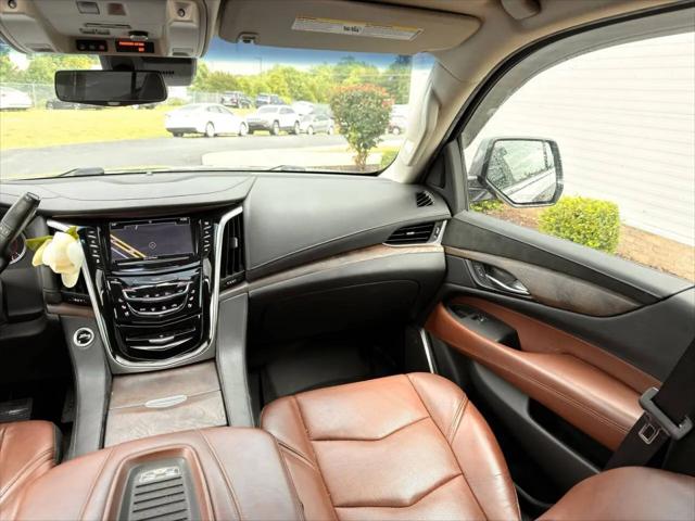 2019 Cadillac Escalade Luxury
