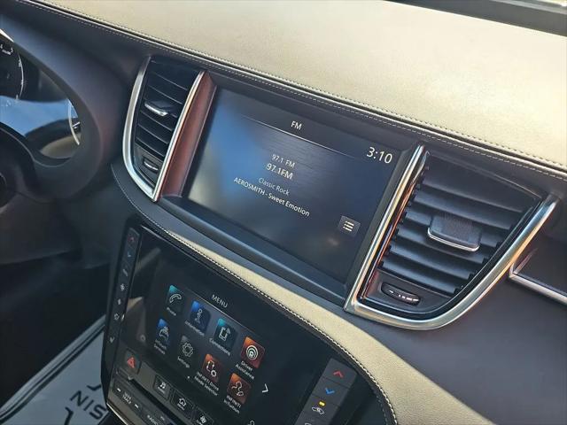 2024 INFINITI QX50 LUXE