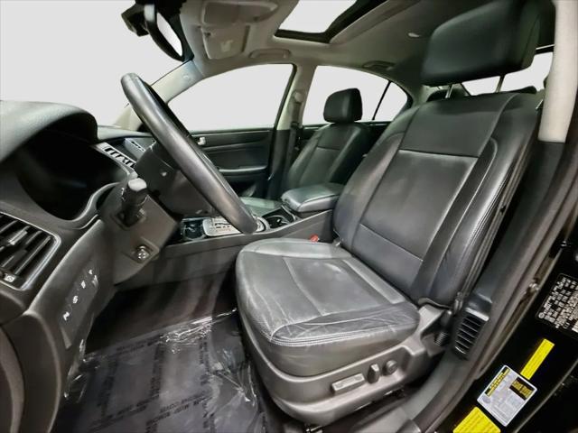 2012 Hyundai Genesis 3.8