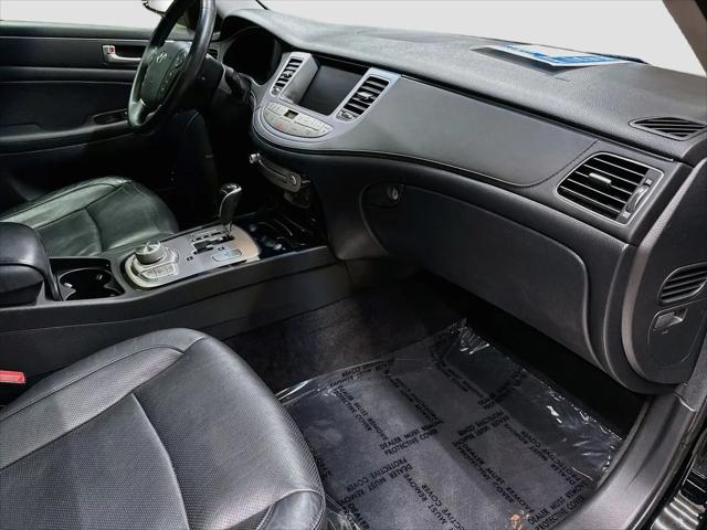 2012 Hyundai Genesis 3.8