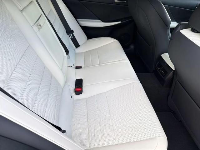 2022 Lexus IS 350 F SPORT