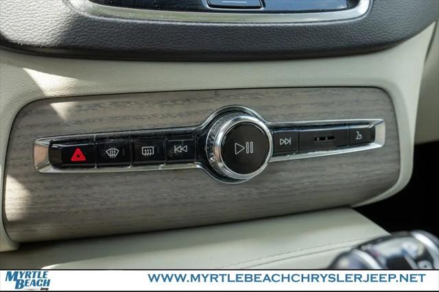 2022 Volvo XC90 T6 Inscription 6 Passenger