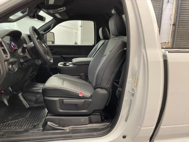 2026 Ram 2500 Tradesman Regular Cab 4x2 8 Box