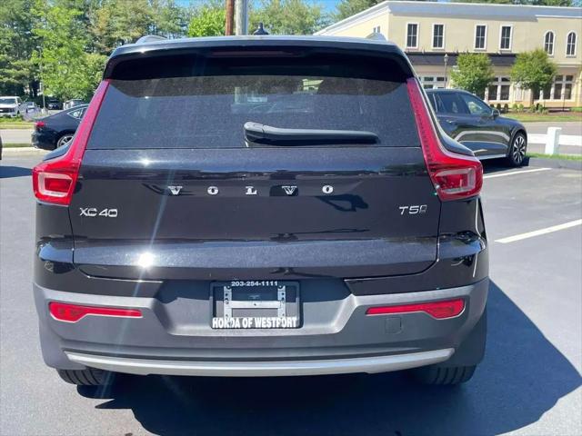 2019 Volvo XC40 T5 Momentum