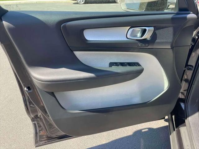 2019 Volvo XC40 T5 Momentum