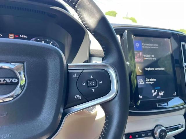 2019 Volvo XC40 T5 Momentum