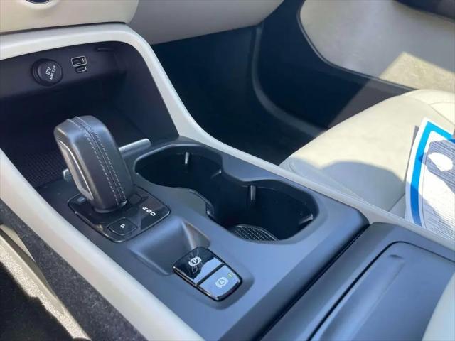 2019 Volvo XC40 T5 Momentum
