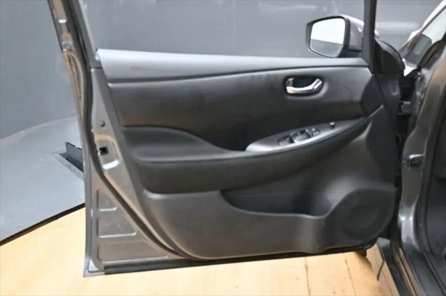 2023 Nissan LEAF S 40 kWh