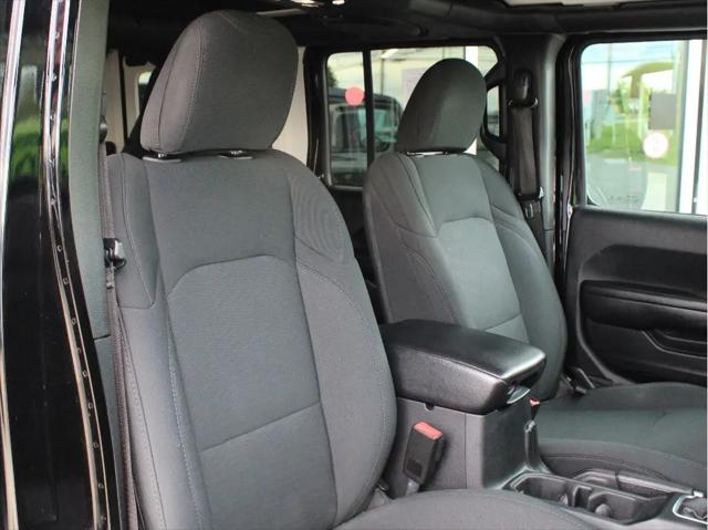 2021 Jeep Wrangler Sport S 4x4
