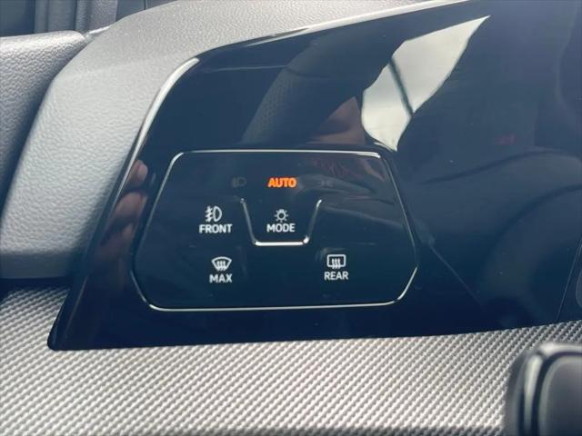 2026 Volkswagen Golf GTI SE