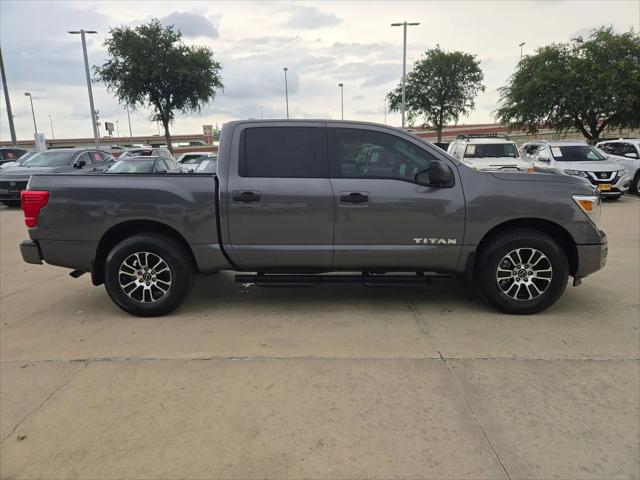 2024 Nissan Titan Crew Cab SV 4x2