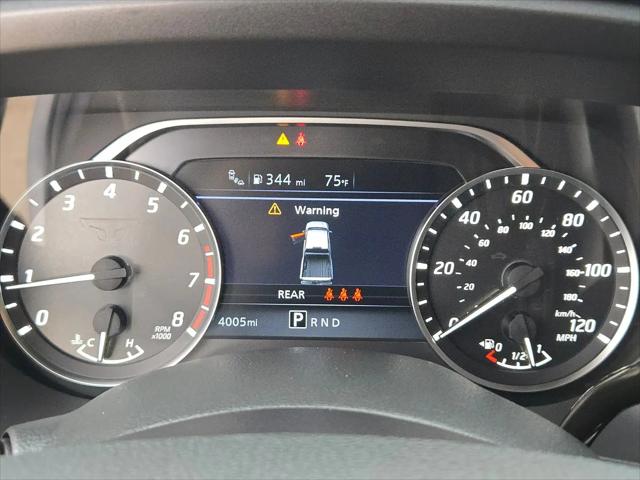 2024 Nissan Titan Crew Cab SV 4x2