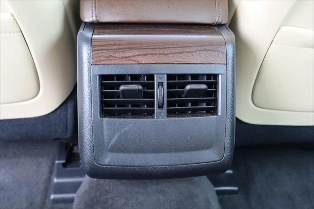 2014 Toyota Avalon XLE