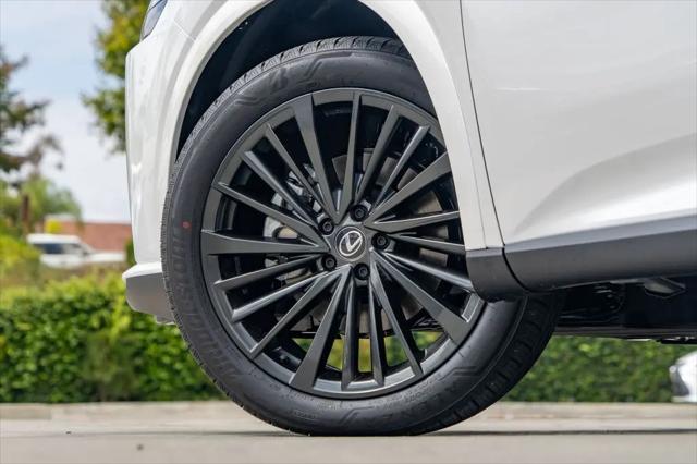 2026 Lexus RX 450h+ Premium