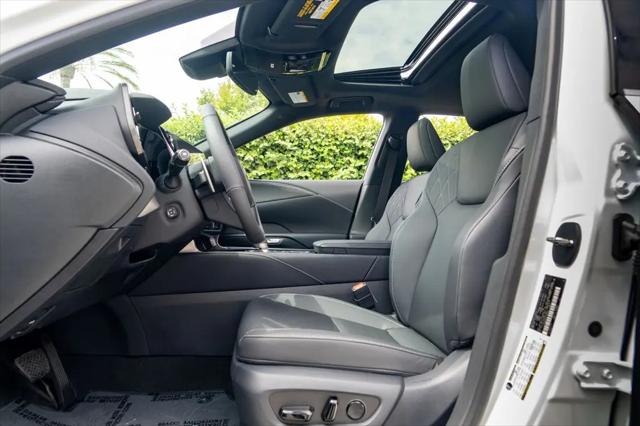 2026 Lexus RX 450h+ Premium