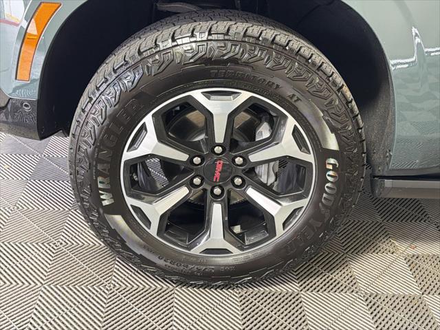 2026 GMC Yukon 4WD AT4