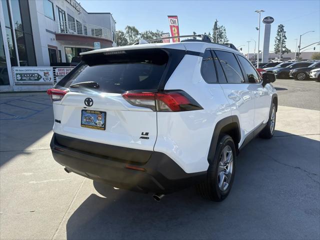2021 Toyota RAV4 LE