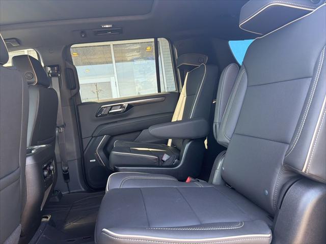 2026 Chevrolet Suburban Premier, 4WD