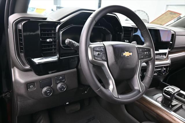 2023 Chevrolet Silverado 1500 2WD Crew Cab Short Bed LT