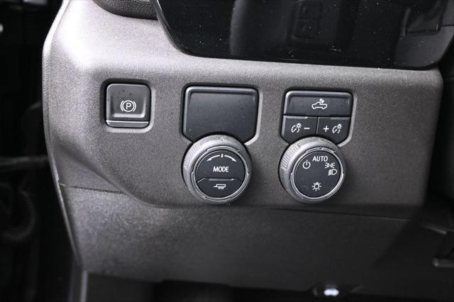 2023 Chevrolet Silverado 1500 2WD Crew Cab Short Bed LT