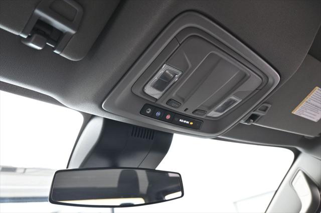 2023 Chevrolet Silverado 1500 2WD Crew Cab Short Bed LT