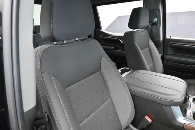 2023 Chevrolet Silverado 1500 2WD Crew Cab Short Bed LT
