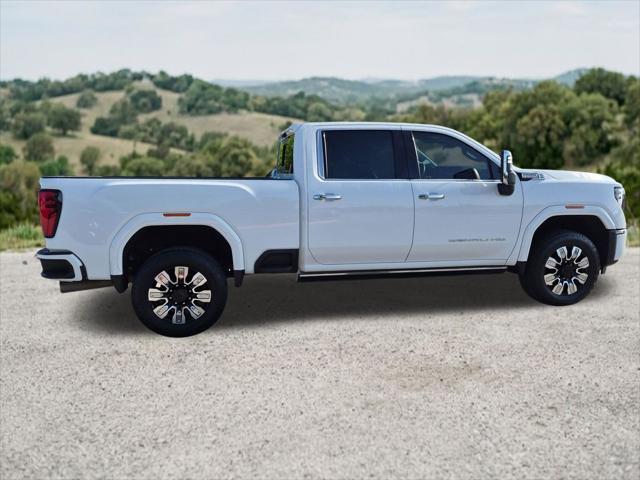 2024 GMC Sierra 2500HD 4WD Crew Cab Standard Bed Denali