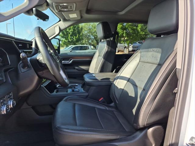 2024 GMC Sierra 2500HD 4WD Crew Cab Standard Bed Denali