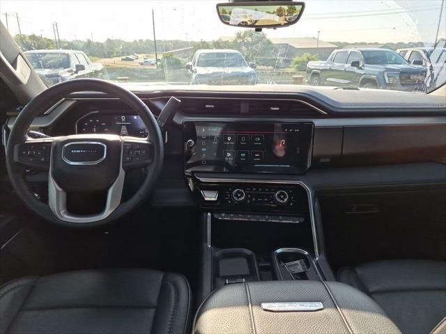 2024 GMC Sierra 2500HD 4WD Crew Cab Standard Bed Denali