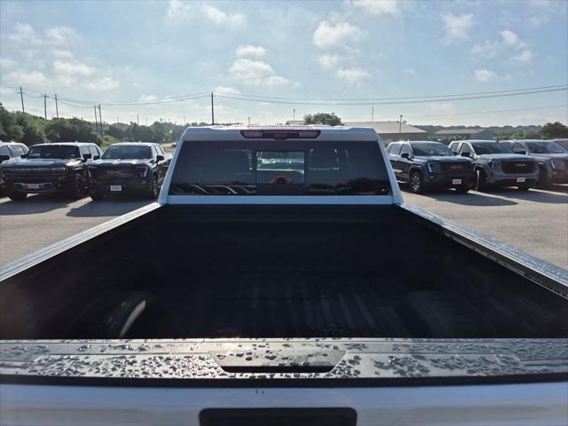 2024 GMC Sierra 2500HD 4WD Crew Cab Standard Bed Denali