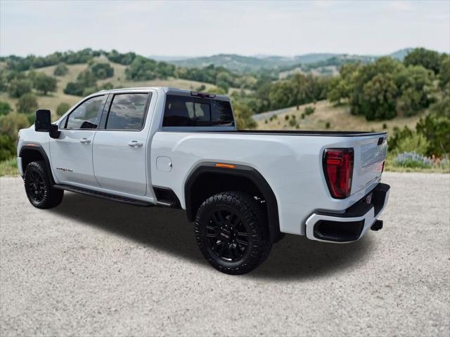 2022 GMC Sierra 2500HD 4WD Crew Cab Standard Bed AT4