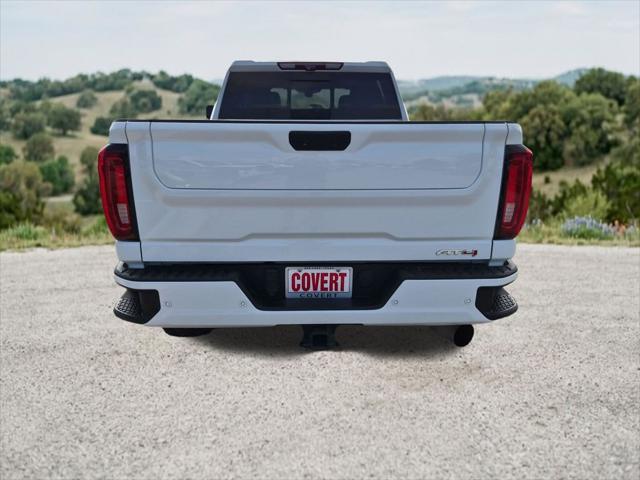 2022 GMC Sierra 2500HD 4WD Crew Cab Standard Bed AT4