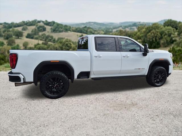 2022 GMC Sierra 2500HD 4WD Crew Cab Standard Bed AT4