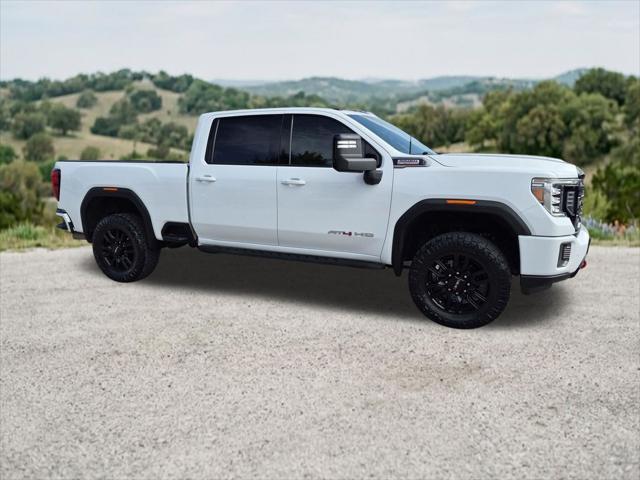 2022 GMC Sierra 2500HD 4WD Crew Cab Standard Bed AT4