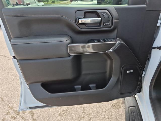 2022 GMC Sierra 2500HD 4WD Crew Cab Standard Bed AT4