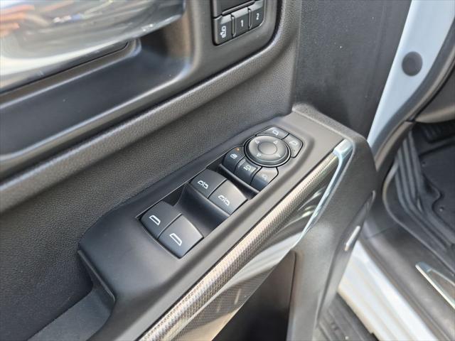 2022 GMC Sierra 2500HD 4WD Crew Cab Standard Bed AT4