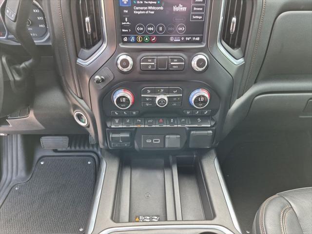 2022 GMC Sierra 2500HD 4WD Crew Cab Standard Bed AT4