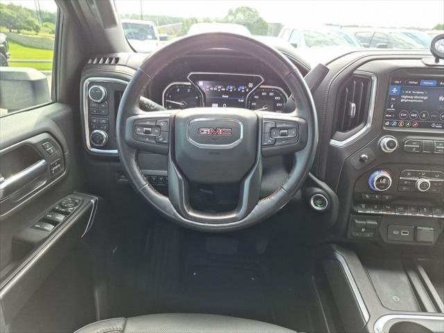 2022 GMC Sierra 2500HD 4WD Crew Cab Standard Bed AT4