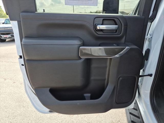 2022 GMC Sierra 2500HD 4WD Crew Cab Standard Bed AT4