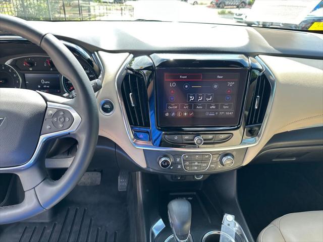 2023 Chevrolet Traverse FWD LT Leather