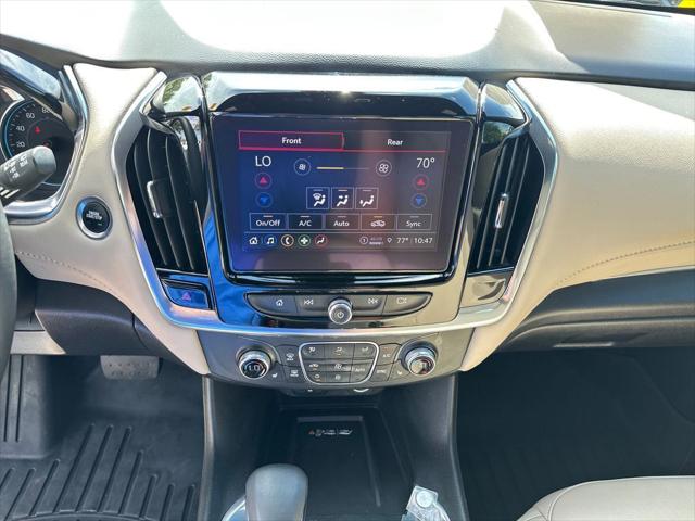 2023 Chevrolet Traverse FWD LT Leather