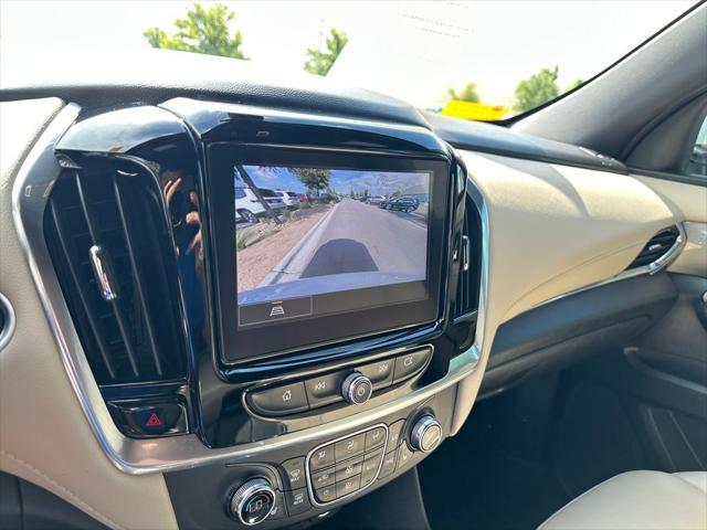 2023 Chevrolet Traverse FWD LT Leather