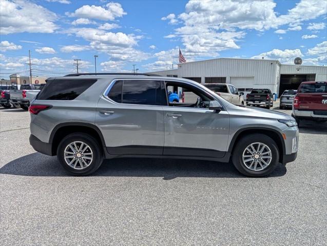 2023 Chevrolet Traverse AWD LT Cloth