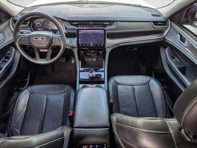 2023 Jeep Grand Cherokee L Limited 4x2