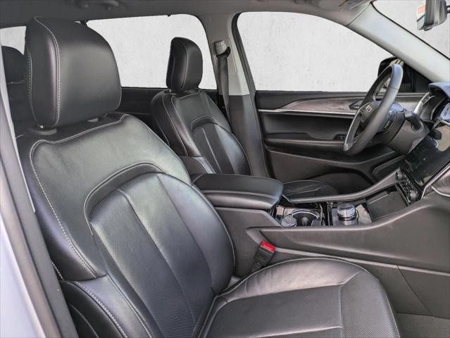 2023 Jeep Grand Cherokee L Limited 4x2