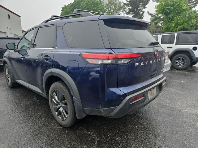2022 Nissan Pathfinder SV 4WD