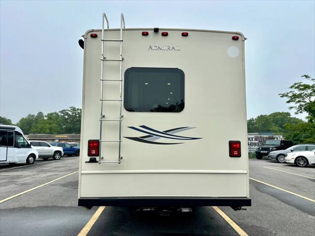 2020 Ford F-53 28A