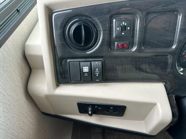 2020 Ford F-53 28A