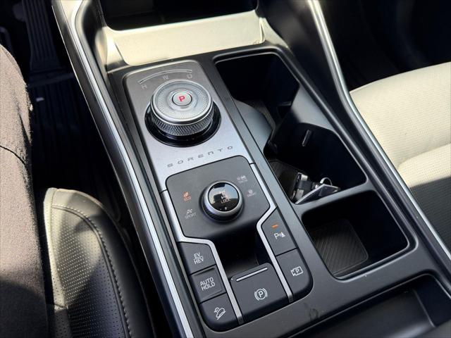 2025 Kia Sorento Hybrid EX