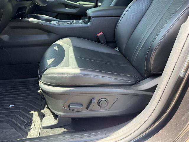 2025 Kia Sorento Hybrid EX